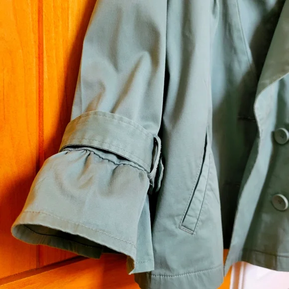 Jacket - Picture 4 of 5